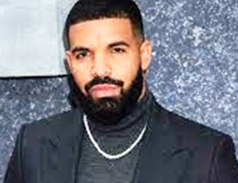 Drake Biography, Net Worth, Age, Height, Songs, Real Name, Religion, Daughter, Son, Wife