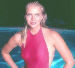 Donna Dixon Biography